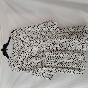Leopard print bell sleeve sheer blouse size 22-24 or 3X